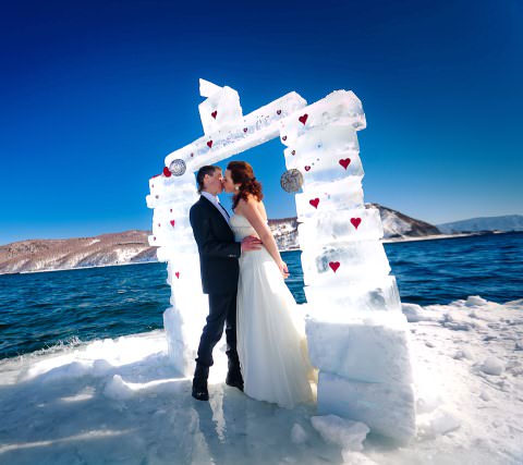 Романтичне весілля на березі моря